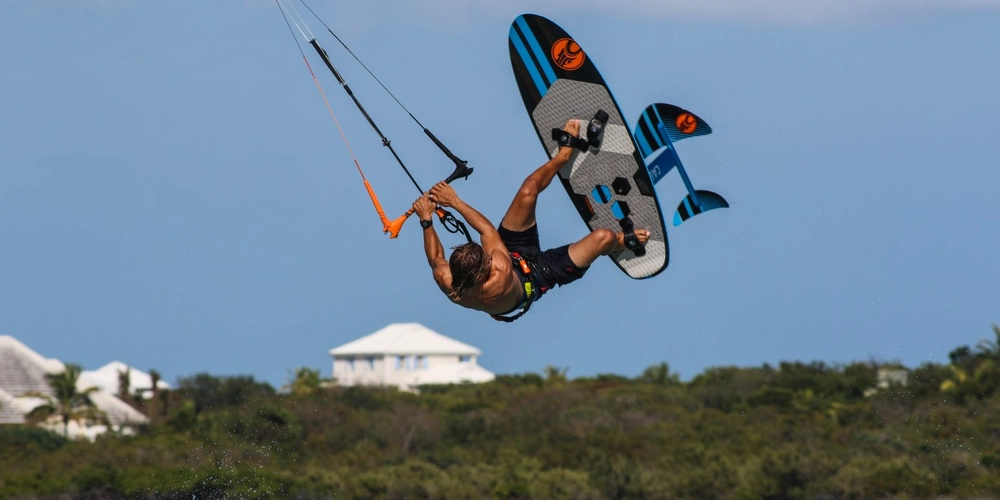 Kiteboarding in Turks and Caicos: Everything You Need to Know