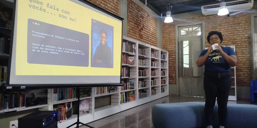 Apresentei IA para um público 40+ leigo em tech — e aprendi mais do que ensinei