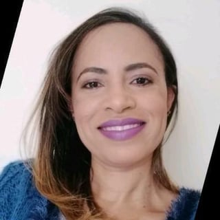 Maria Cláudia profile picture