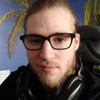 mnivoliez profile picture