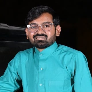 Divyesh Bhatasana profile picture