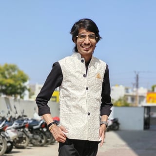 KARTIK S PRAJAPATI profile picture