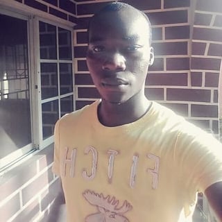 Ayoola Tosin profile picture