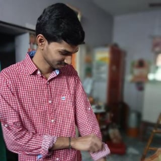 Vignesh profile picture