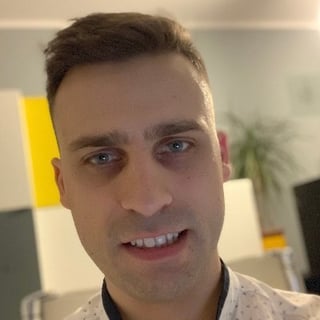 🤓 Tomek Nieżurawski profile picture