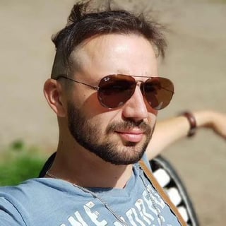 Ruslan Tikhomirov profile picture