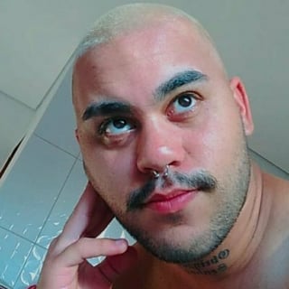 le baixa definição profile picture